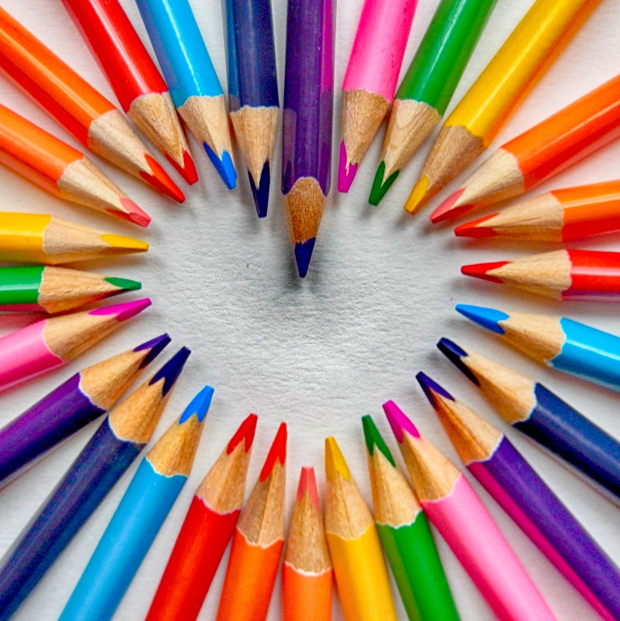 Πίνακες ξύλινοι με θέμα καρδιά. Βάλε αγάπη πάνω στον τοίχο σου!