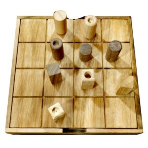 QUARTO ένα βραβευμένο επιτραπέζιο ξύλινο παιχνίδι στρατηγικής!