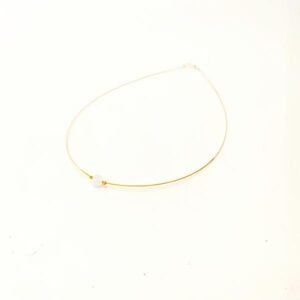 Κολιέ minimal χρυσό ατσαλόσυρμα χάντρα και πινελιές από ασήμι!