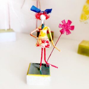 Κούκλα μικρή φτιαγμένη στο χέρι! Κούκλα να λάμψει ο χώρος σου!