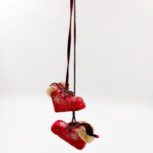 Κόκκινα μποτάκια στολίδι κρεμαστό, στολίδι τέλειο με κουδουνάκια!