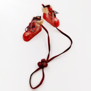 Κόκκινα μποτάκια στολίδι κρεμαστό, στολίδι τέλειο με κουδουνάκια!