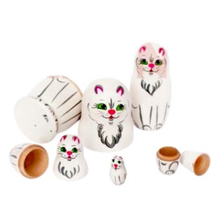 Μπαμπούσκα γάτα τυχερή, γάτα μαύρη και λευκή για να διαλέξεις!