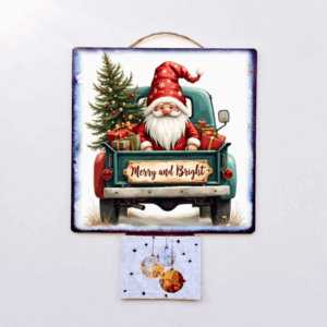 Το φορτηγό του Αι Βασίλη έγινε ημερολόγιο κι εύχεται Καλή Χρονιά!